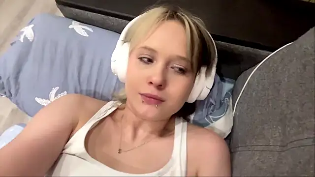 CuteLilit webcam