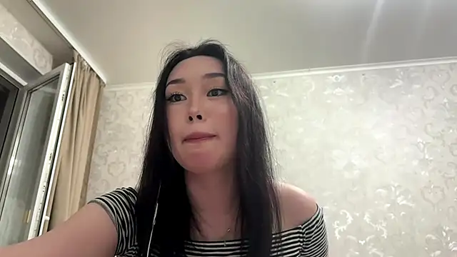 LilowNax webcam