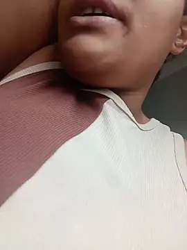 sexygirlbrown01 webcam