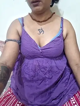 Miss-kuhu webcam