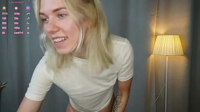 DianeHonnette webcam