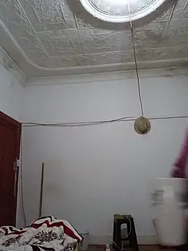 BubblyBeautiful webcam