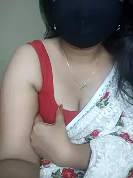 Sravvi499 webcam