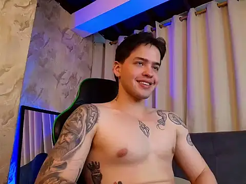 RONNY_COLTON webcam