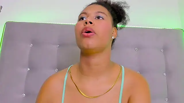 tatianasquirthot webcam