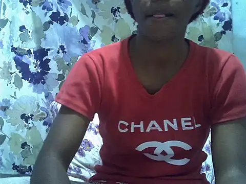 ElianeHot webcam