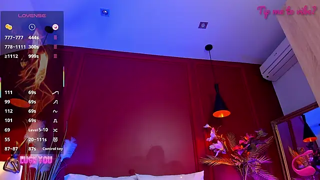 Mayzzie webcam