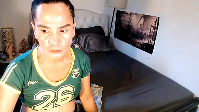 NinaDOM4CUM webcam