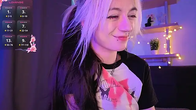 TristaRoht webcam