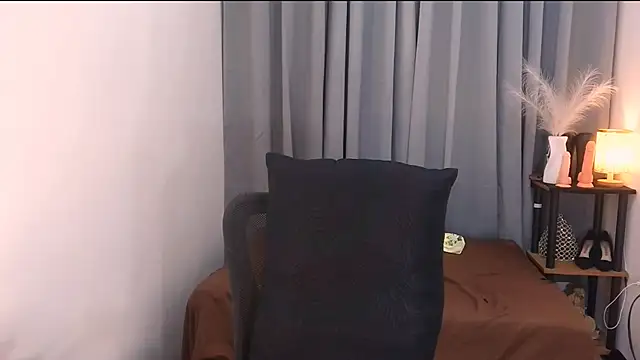 Mimi_Mckinley webcam