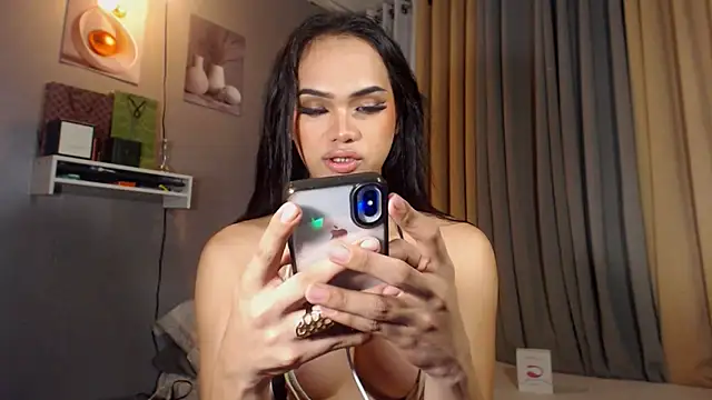 Lexi_ThunderFuck live cam on StripChat