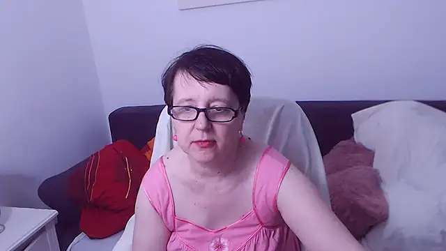ChristaRose live cam on StripChat