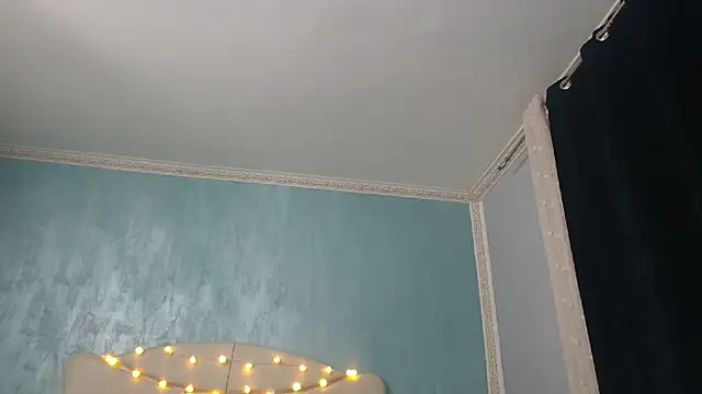 LaraLanee webcam