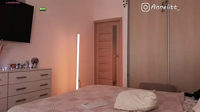 Annelitt webcam