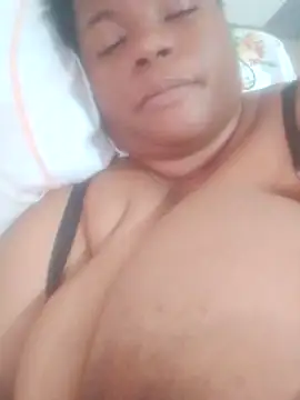 bigtitssxx webcam