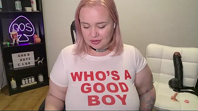 MargotGrey webcam