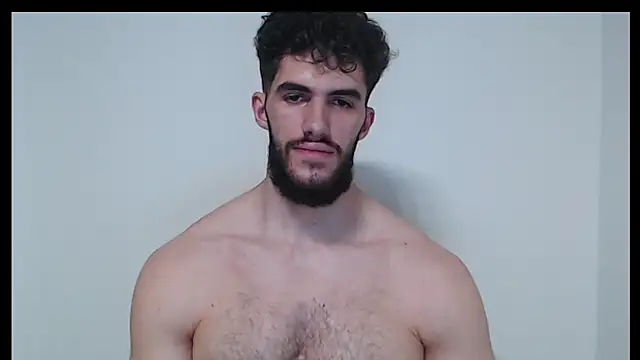hiddenf live cam on StripChat