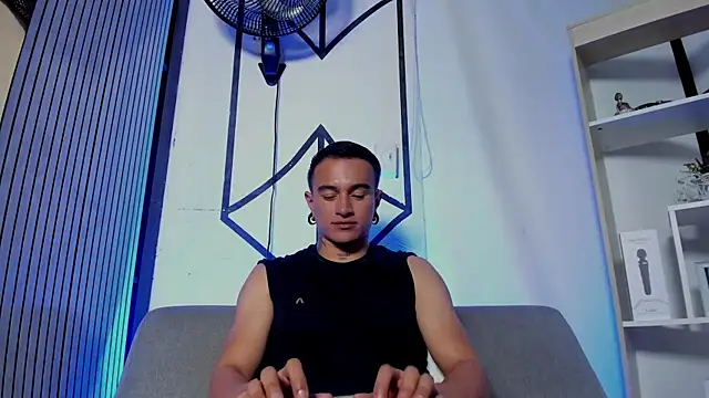 LiamDeep webcam
