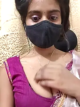Aanya_hotty
