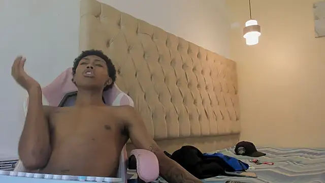 Jax_Maliq live cam on StripChat