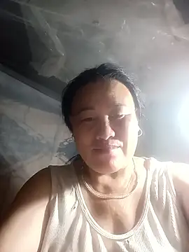 Lucky_baby7 live cam on StripChat