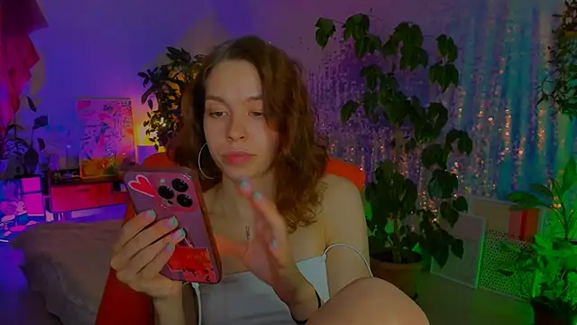 poli__ live cam on StripChat