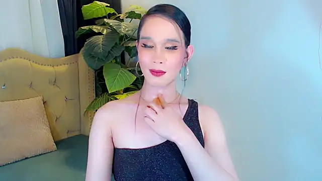 LexiLoreOnTop live cam on StripChat