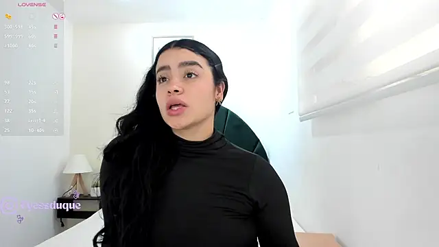 Eyes_Duque live cam on StripChat