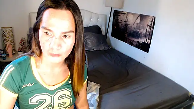 NinaDOM4CUM webcam