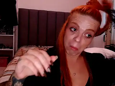 saara_johnson496 webcam