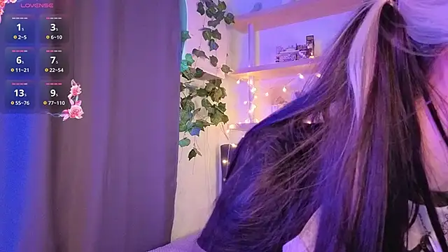 TristaRoht webcam