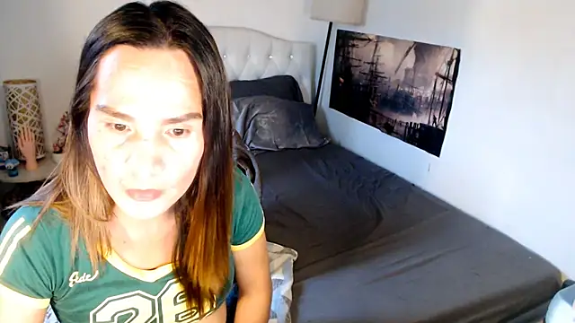 NinaDOM4CUM webcam