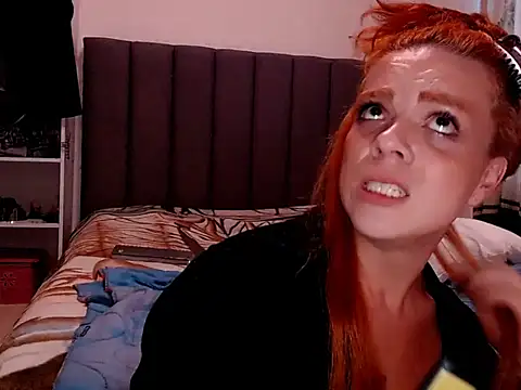 saara_johnson496 webcam
