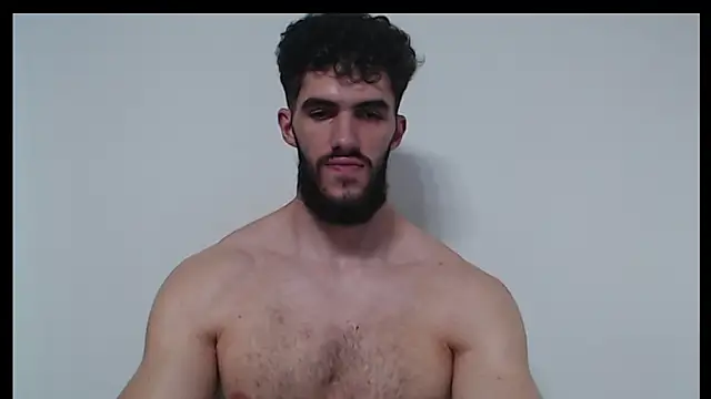hiddenf live cam on StripChat