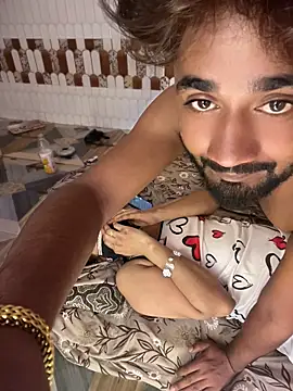 Hotjanu234 webcam
