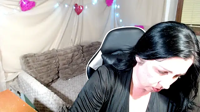 JillStevens live cam on StripChat