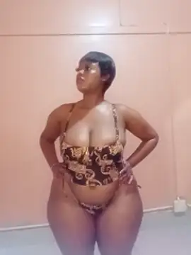 Luciouslips00 webcam