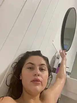 Goldiecherryx live cam on StripChat