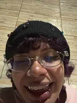 badm4h live cam on StripChat