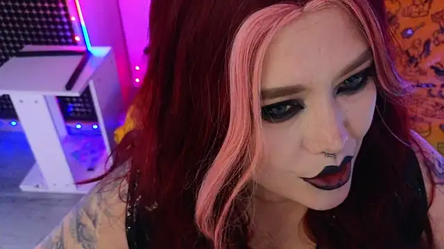 wickedxqueen webcam