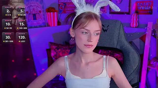 KiraMontoya webcam
