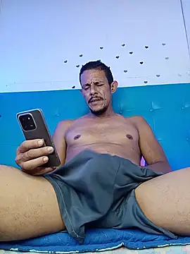 El_junior21 webcam