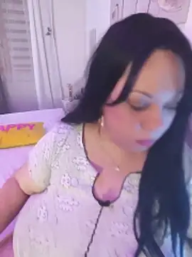 silkqueenn - SilkQueenn's free webcam - UK Sex Cams