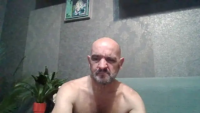 skorpibg65 live cam on StripChat