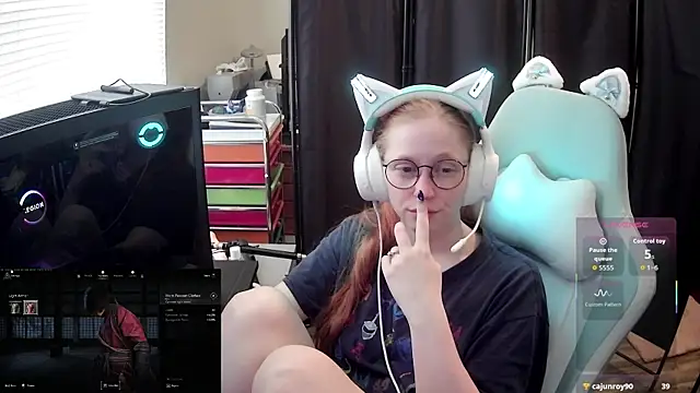 LilyFoxxx webcam