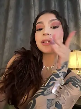 CHERRYY_BOMB_ webcam