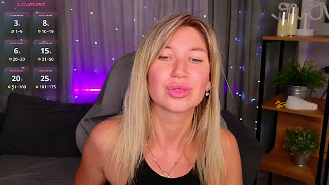 MilaBott webcam