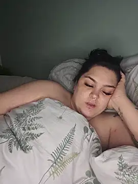 Saucy-Serenity webcam