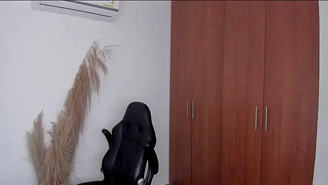 Pier_Simons live cam on StripChat