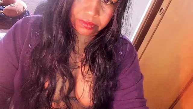 ebonycamelia webcam